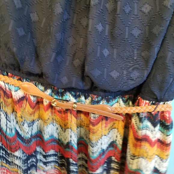 Aztec and blue patterned dress - Picture 2 of 3